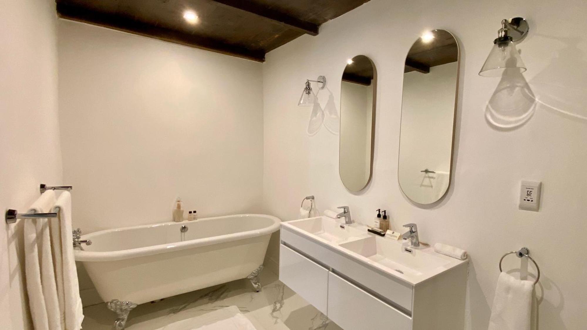 La Paris Estate Hotell Franschhoek Rum bild